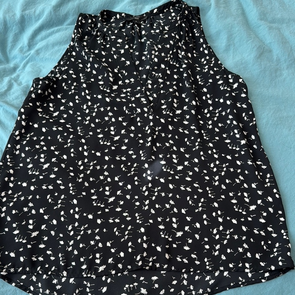 J Crew V Neck sleeveless